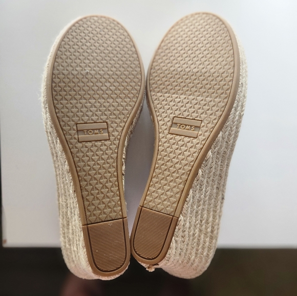 Nwot Toms Marisol Wedges size 10 womens - Picture 6 of 6